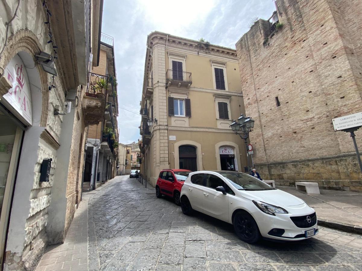 Via Del Corso Apartment Lanciano Exterior foto